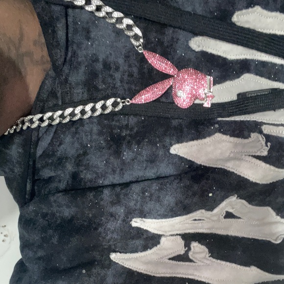 PLAYBOY Pink and Silver Bunny Cuban Link Chain - Picture 8 of 8